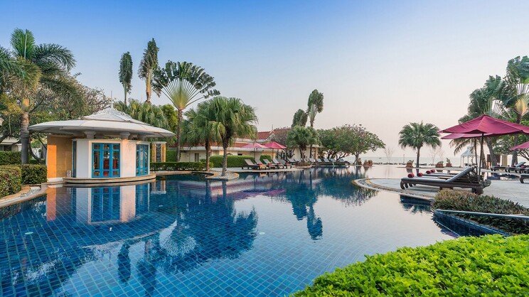 Wora Bura Hua Hin Resort & Spa